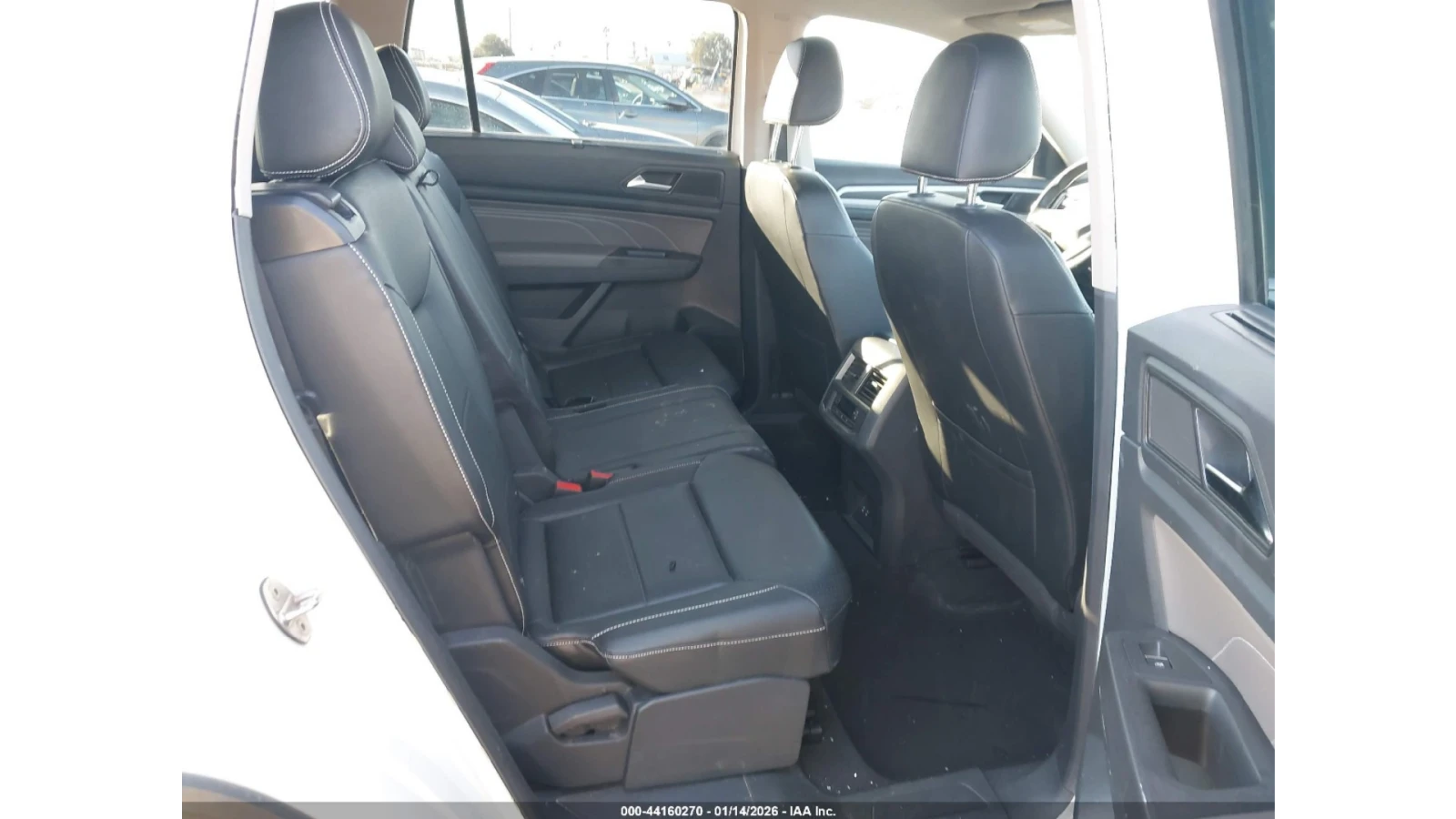 VW Atlas * 3.6* КОЖА* ПОДГРЕВ* ПАРКТРОНИК* НАВИ* , снимка 13 - Автомобили и джипове - 53712533