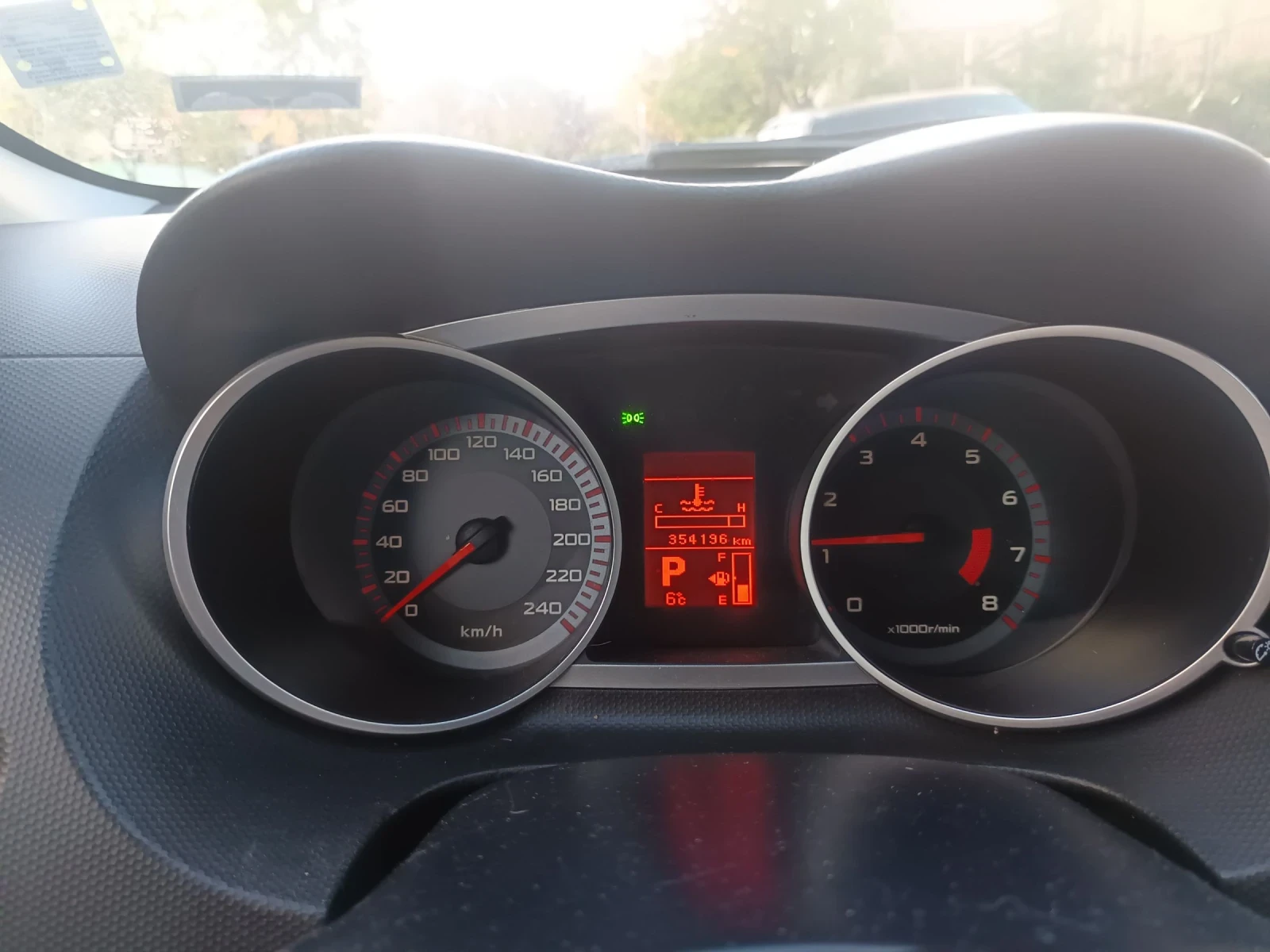 Mitsubishi Outlander Rockford ! 2.4 газ ! automatic!, снимка 4 - Автомобили и джипове - 54392501