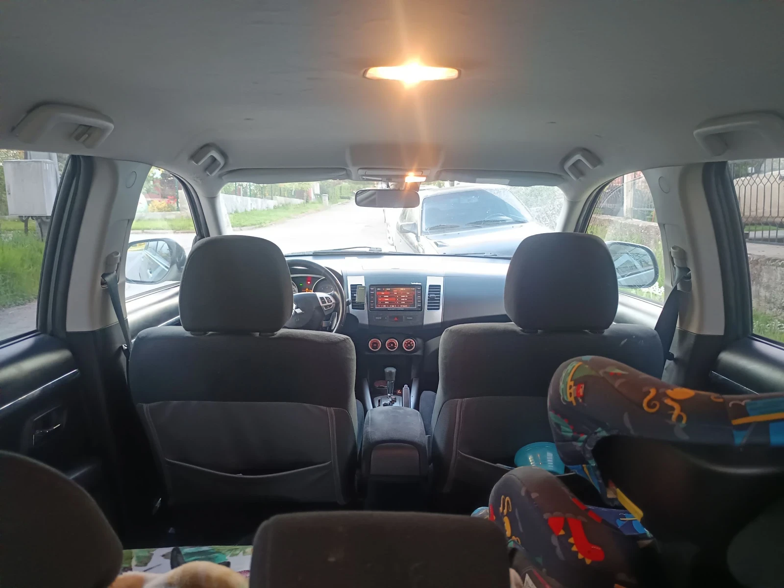 Mitsubishi Outlander Rockford ! 2.4 газ ! automatic!, снимка 2 - Автомобили и джипове - 54392501