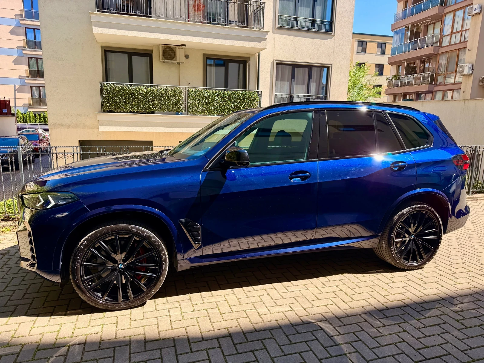 BMW X5 M40i OFF ROAD, B&W, Без аналог, светеща панорама! , снимка 4 - Автомобили и джипове - 54713817