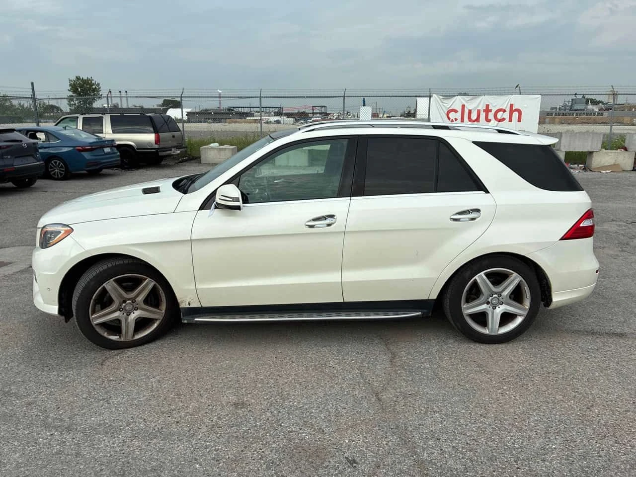 Mercedes-Benz ML 350 * BlueTEC * CARFAX * ОПЦИЯ ЗА ФИНАНСИРАНЕ * , снимка 2 - Автомобили и джипове - 55580643