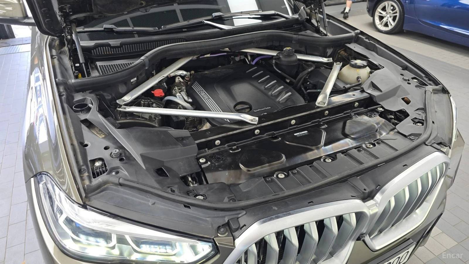 BMW X6 xDrive30d* M-SPORT* LASER* ПАНО* ПОДГРЕВ* 360* , снимка 5 - Автомобили и джипове - 55625648