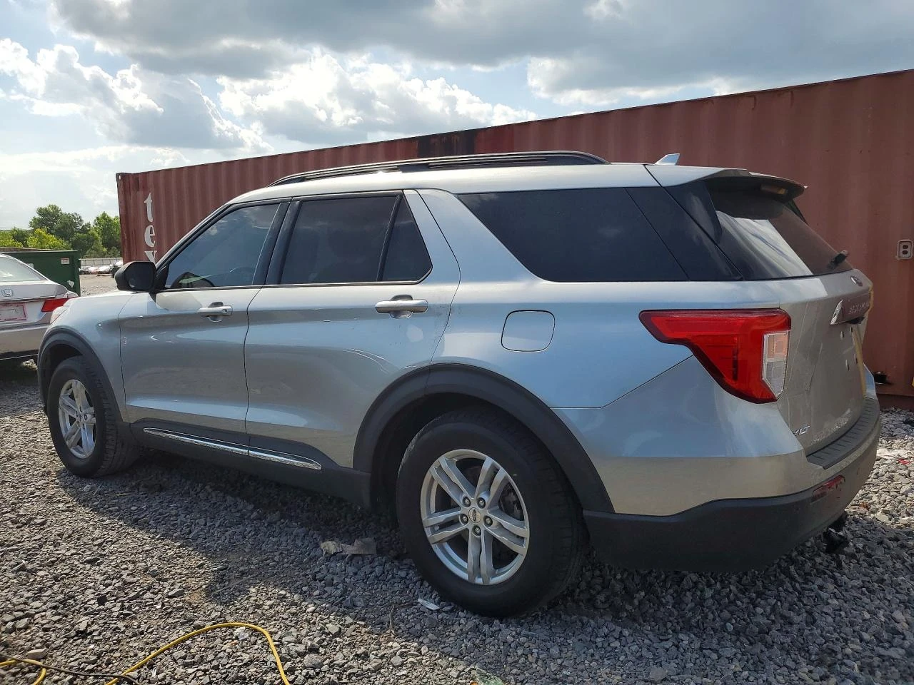 Ford Explorer 2.3l Xlt, снимка 2 - Автомобили и джипове - 56040892