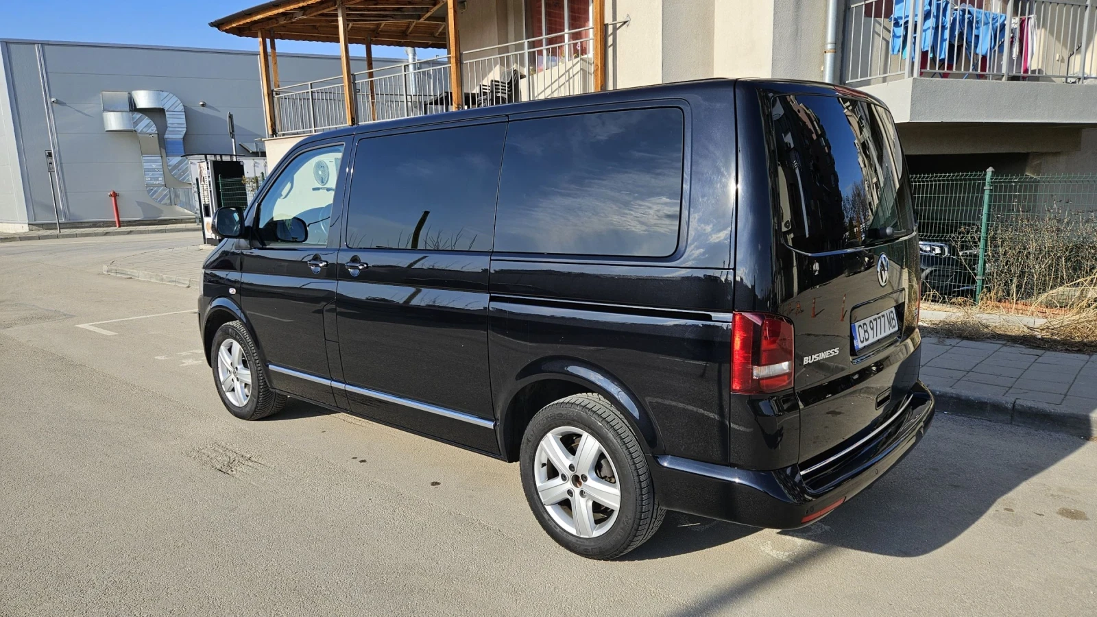 VW Multivan BUSINESS , снимка 6 - Бусове и автобуси - 54827001