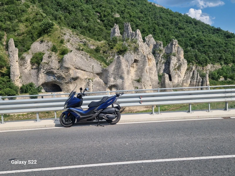 Kymco Xciting 400i, снимка 8 - Мотоциклети и мототехника - 52554952