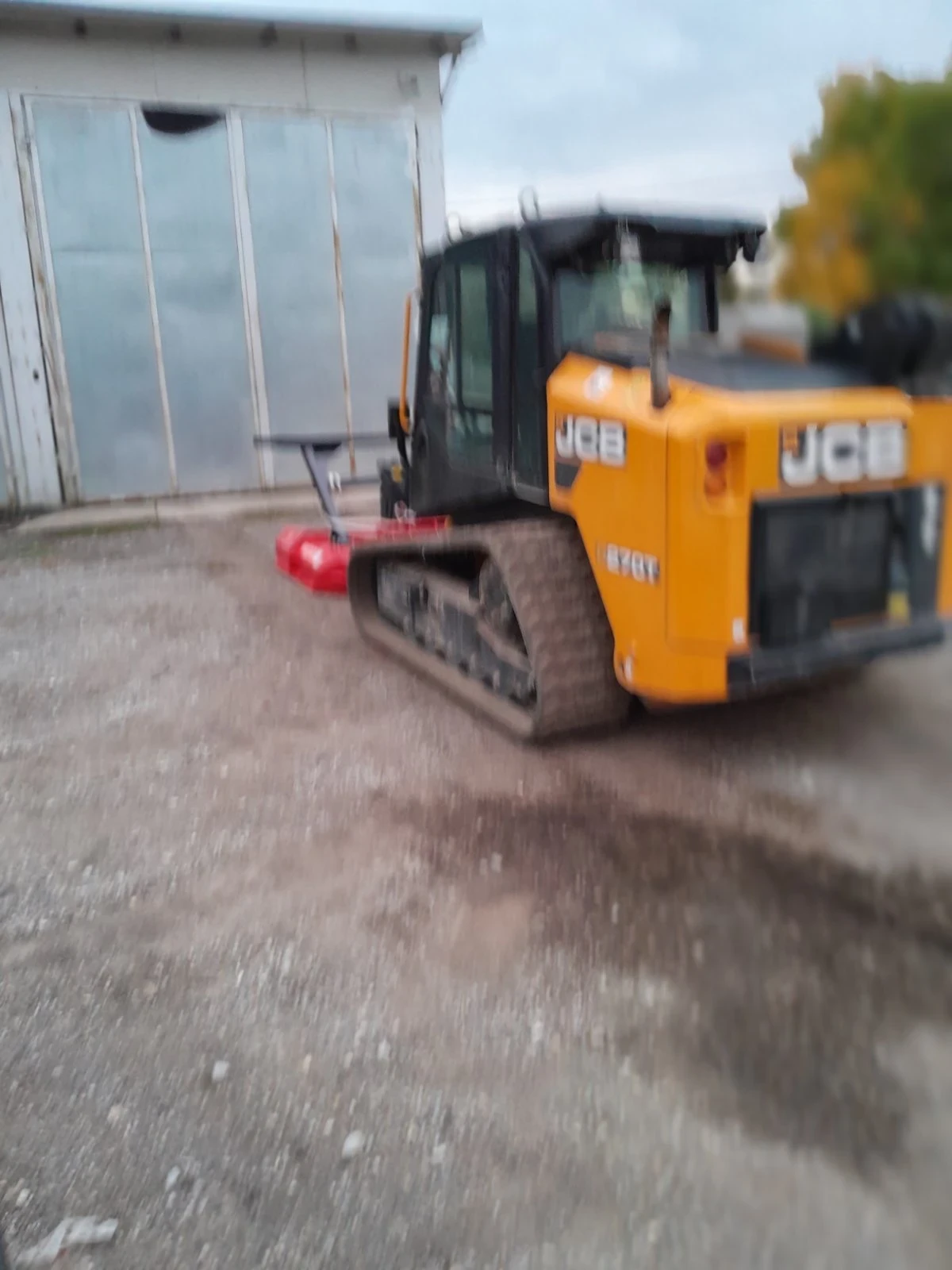 Мини челни товарачи JCB 270T - изображение 5