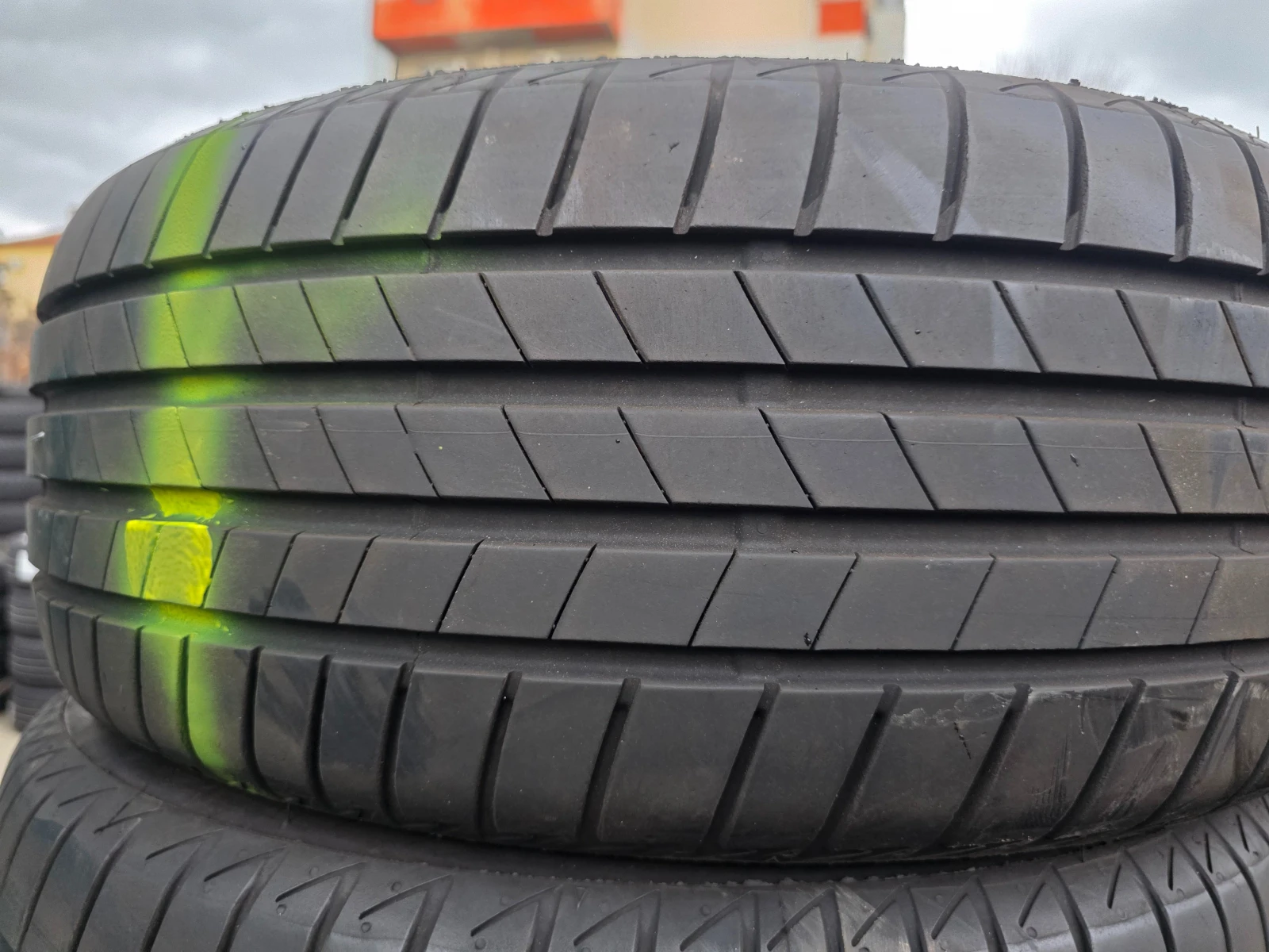 Гуми Летни 205/55R16, снимка 3 - Гуми и джанти - 53980655