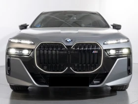 BMW 760 e* M-SPORT* HUD* B&W* SKY LOUNGE* ГАРАНЦИЯ, снимка 2