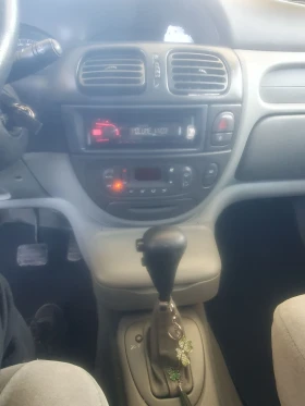 Renault Megane, снимка 8