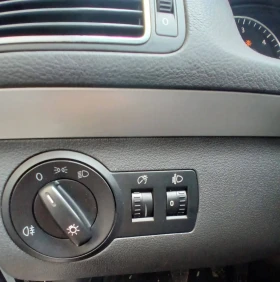 VW Touran 1.6 TDI ТОП, снимка 11