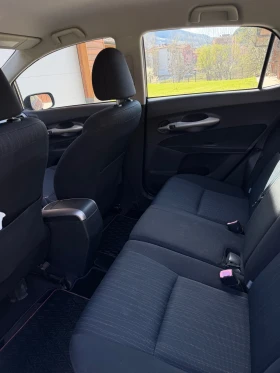 Toyota Auris, снимка 6