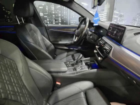 BMW 125 530I x Drive Sedan, снимка 11