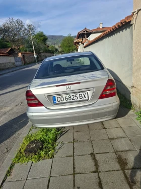 Mercedes-Benz C 200, снимка 3