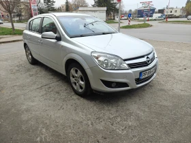 Opel Astra 1.8 16v automatic, снимка 1