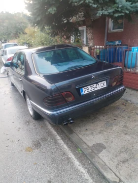 Mercedes-Benz E 250, снимка 3