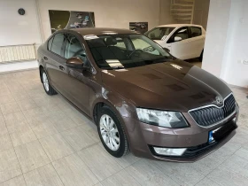 Skoda Octavia - 8500 € / 16624.56 лв. - 54938104 7