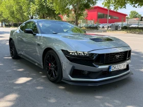 ������ Ford Mustang