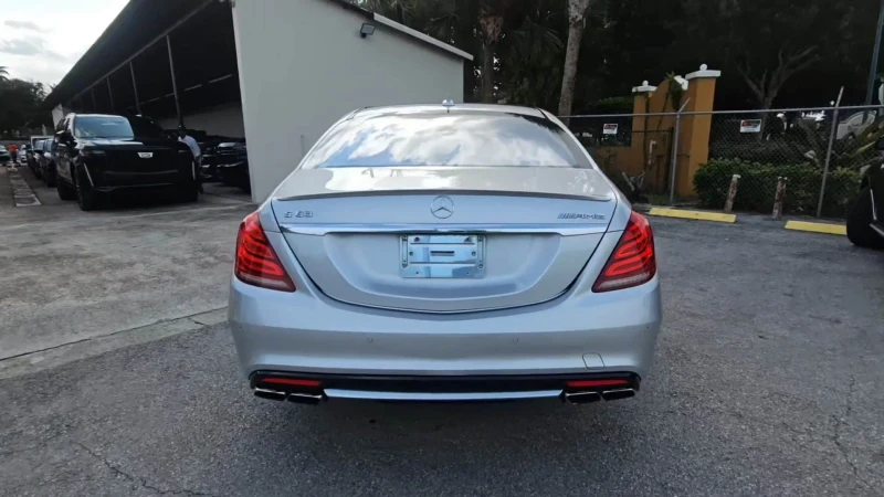 Mercedes-Benz S 63 AMG 4MATIC * NAVI * LED * CAMERA * BURMESTER * ПОДГРЕВ, снимка 3 - Автомобили и джипове - 48695680