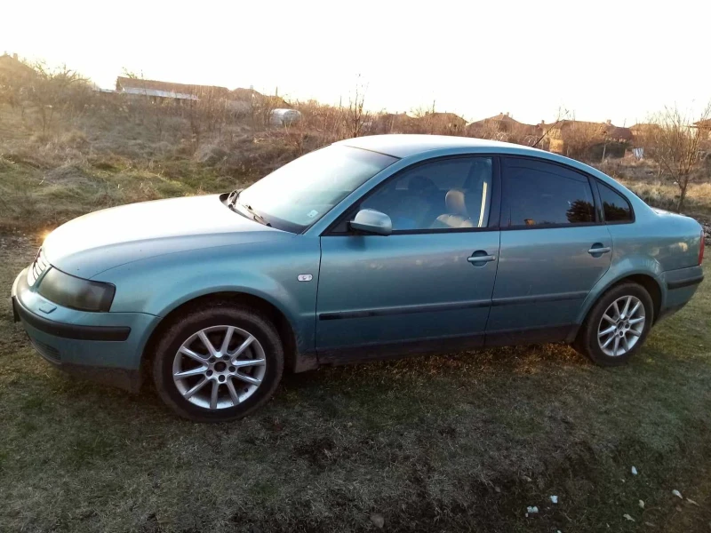 VW Passat 1.9 tdi, снимка 5 - Автомобили и джипове - 48854313