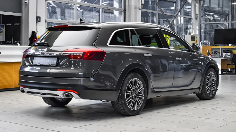 Opel Insignia Country Tourer 2.0 CDTI 4x4 Automatic, снимка 6 - Автомобили и джипове - 50688332