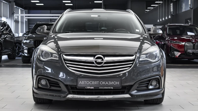 Opel Insignia Country Tourer 2.0 CDTI 4x4 Automatic, снимка 2 - Автомобили и джипове - 50688332