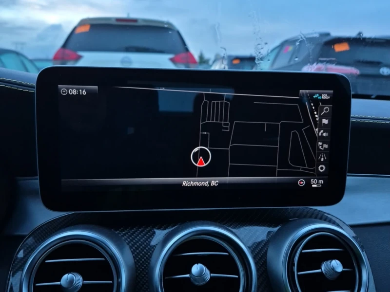 Mercedes-Benz C 63 AMG CARFAX* АВТОФИНАНСИРАНЕ* БЕЗ ПЪРВОНАЧАЛНА ВНОСКА* , снимка 9 - Автомобили и джипове - 52895765