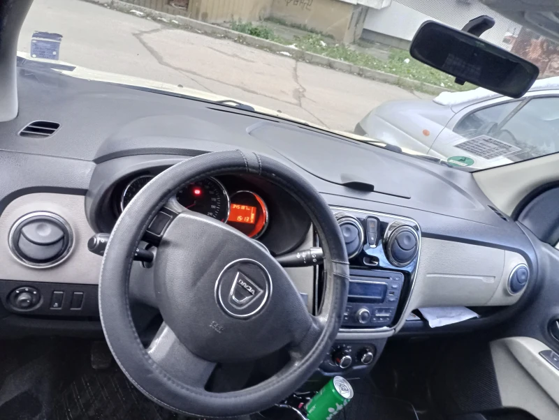 Dacia Lodgy М, снимка 4 - Автомобили и джипове - 53010928
