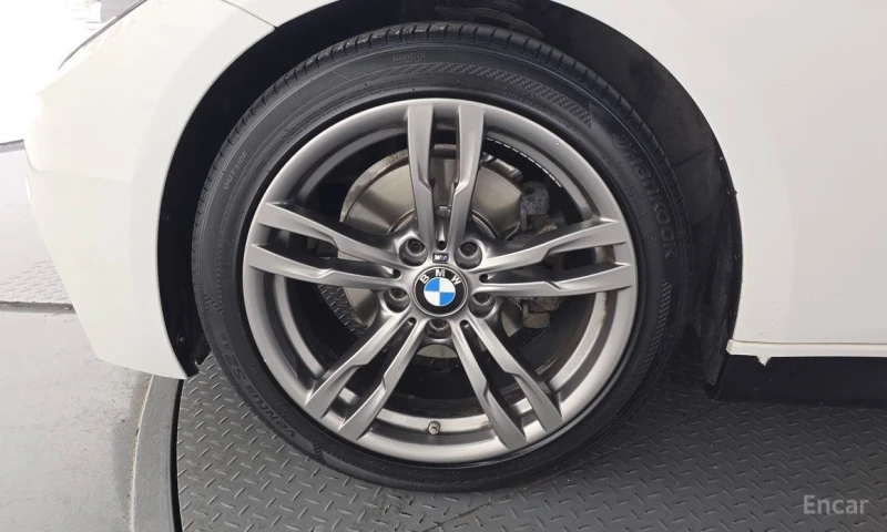 BMW 320, снимка 5 - Автомобили и джипове - 53206845