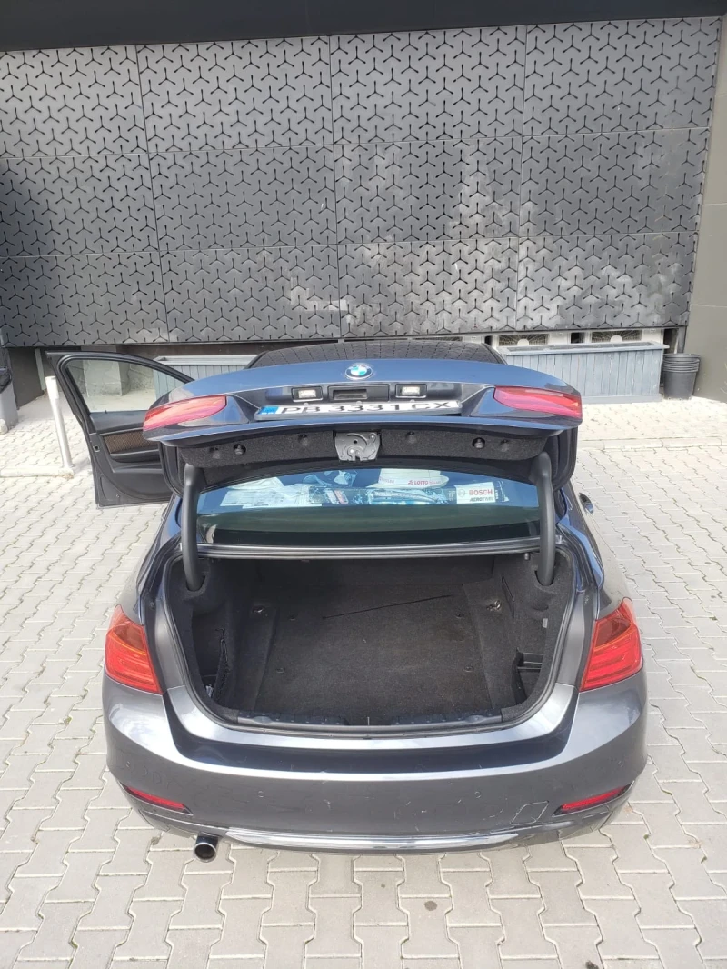 BMW 320, снимка 10 - Автомобили и джипове - 53232730