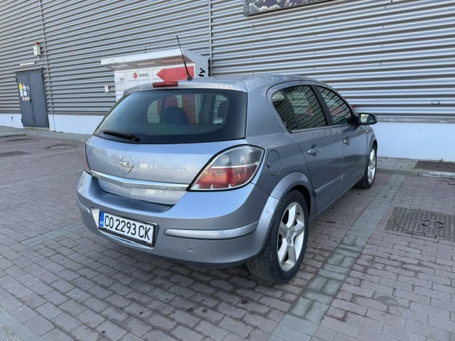 Opel Astra CDTI, снимка 6 - Автомобили и джипове - 53869979