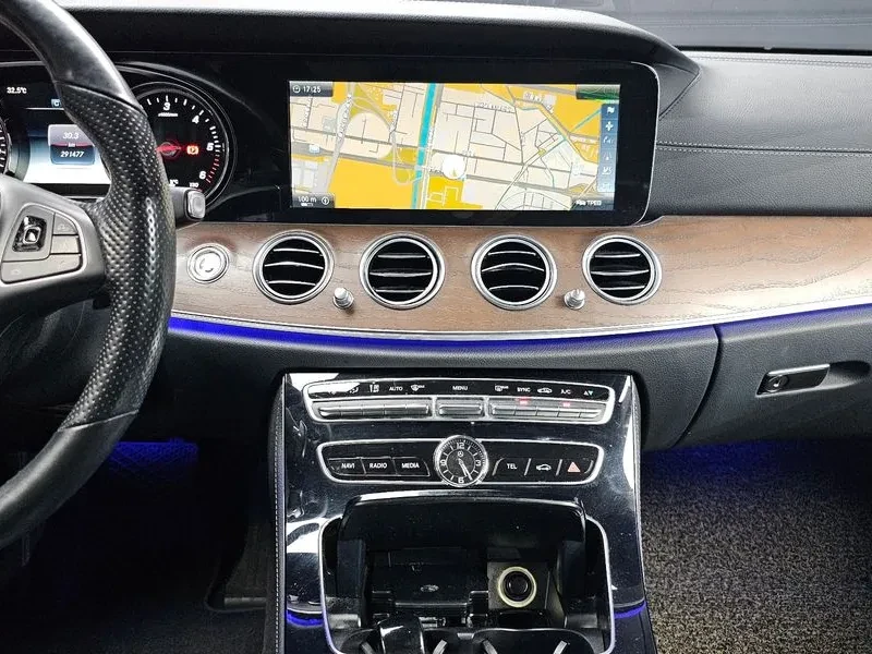 Mercedes-Benz E 220 D 4Matic - ���� 30% ����� | Mobile.bg � ����������� 14