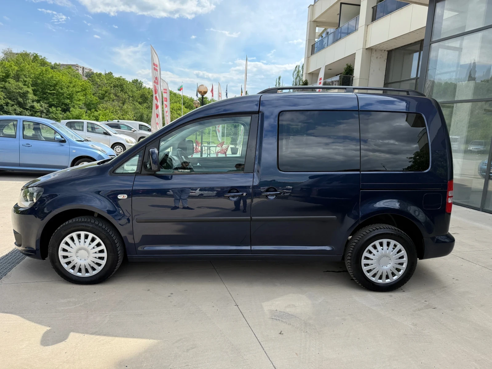 VW Caddy Шибедах/Подгрев/Темпомат - изображение 2