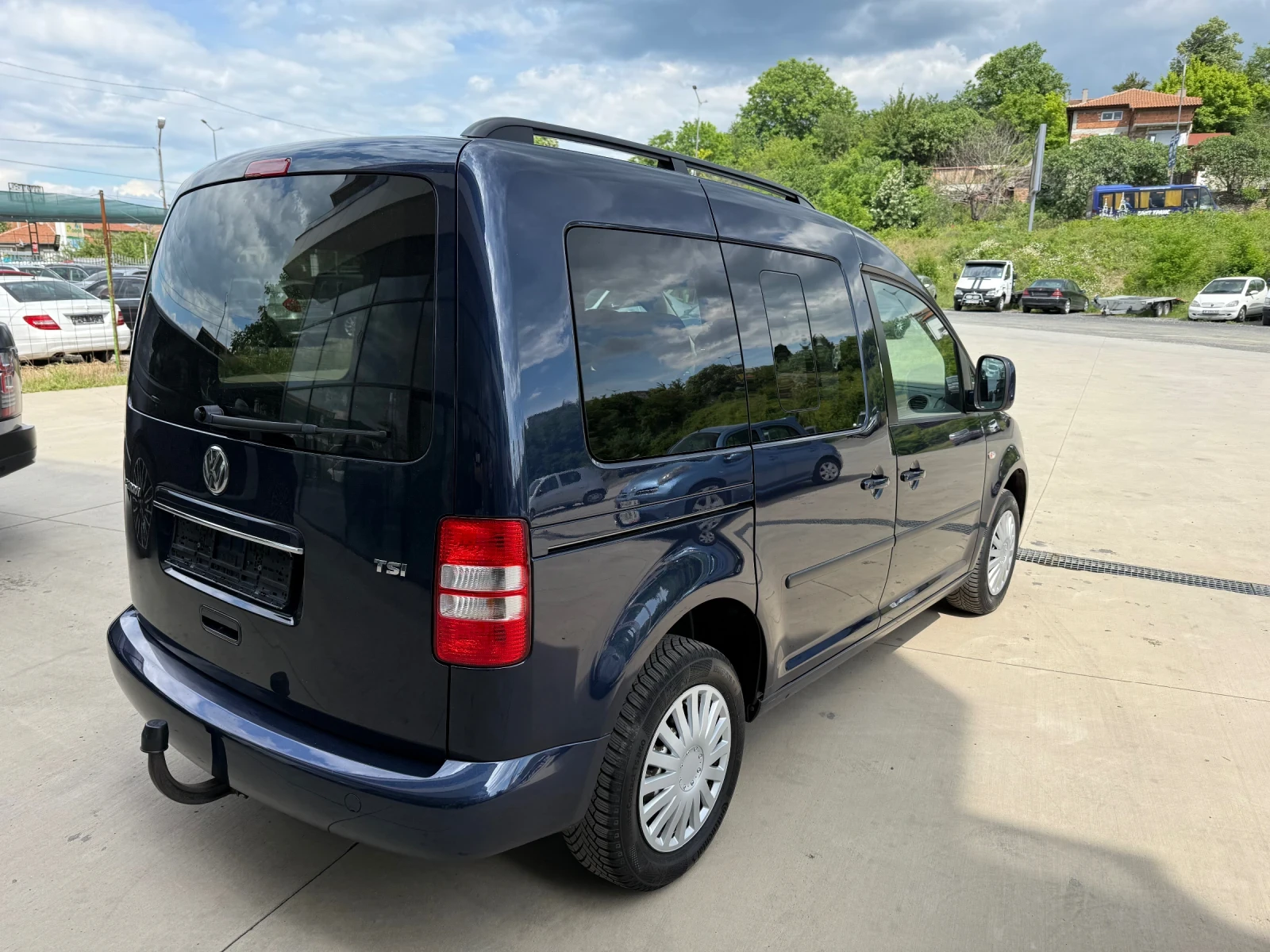 VW Caddy Шибедах/Подгрев/Темпомат - изображение 5