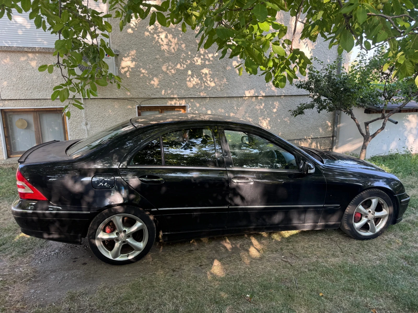 Mercedes-Benz C 180  - изображение 8