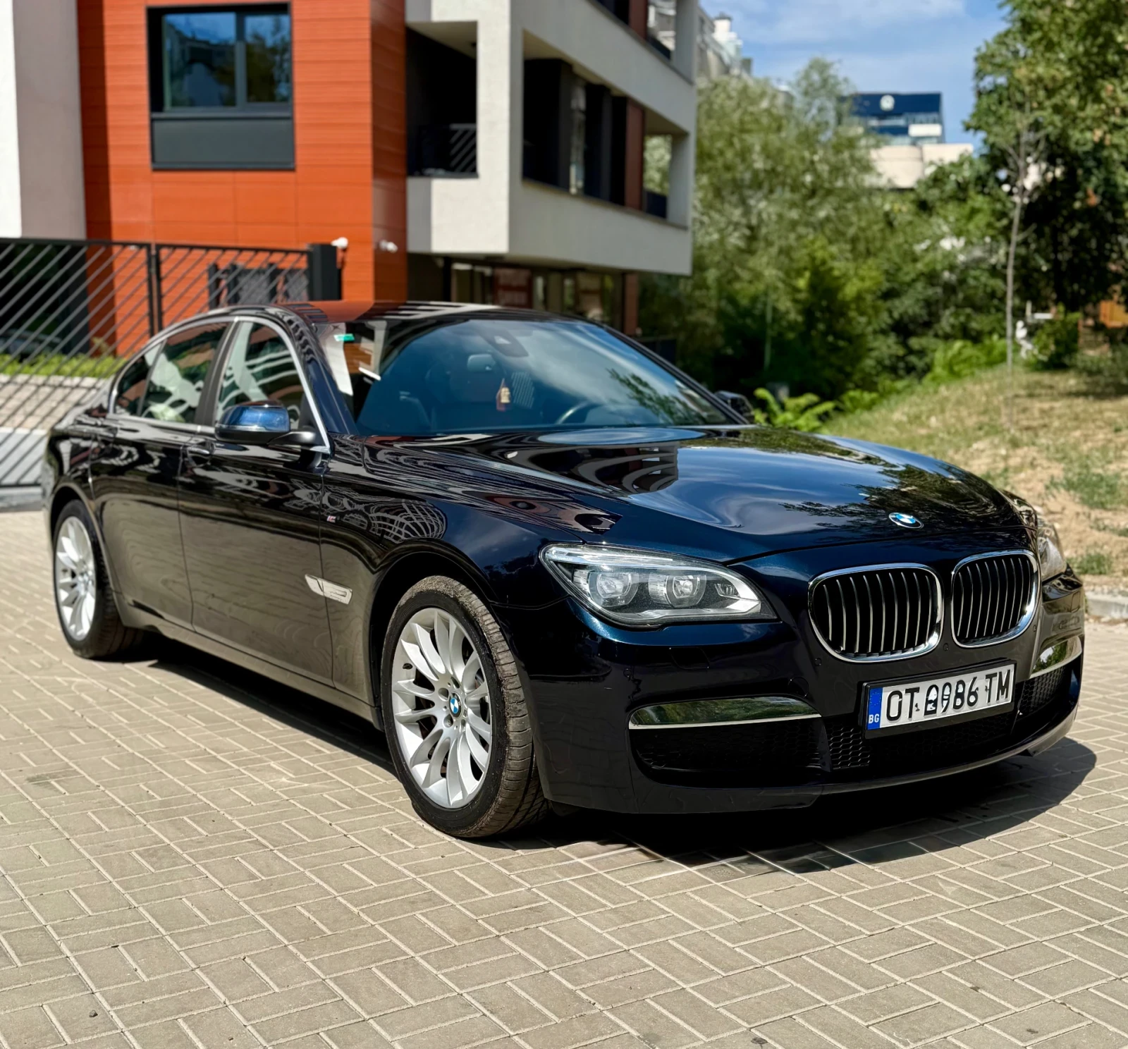 BMW 730 730D с вакум/фейслифт  - изображение 2