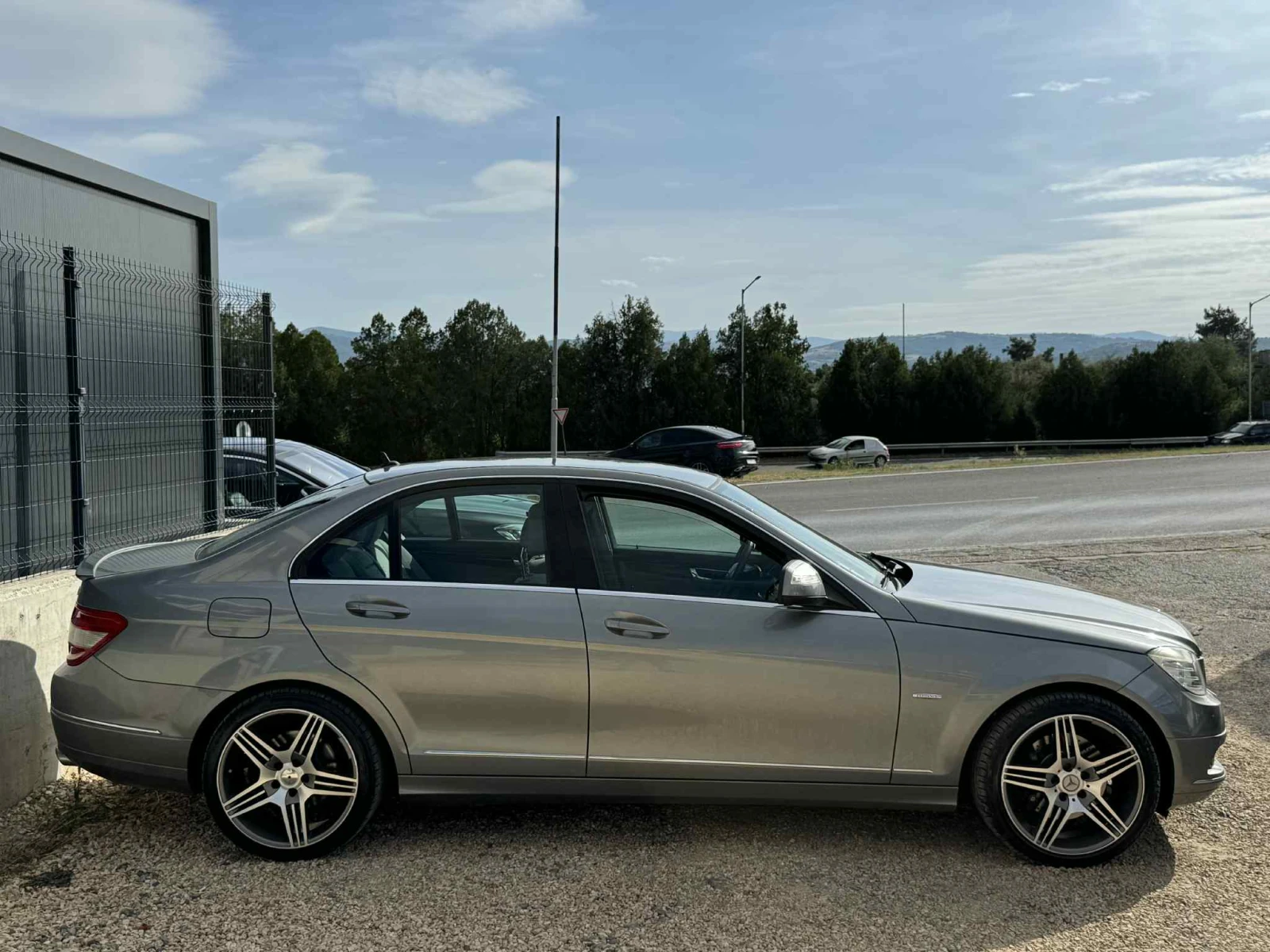Mercedes-Benz C 320 CDI* УНИКАТ* СЕРВИЗНА КНИЖКА*  - изображение 4