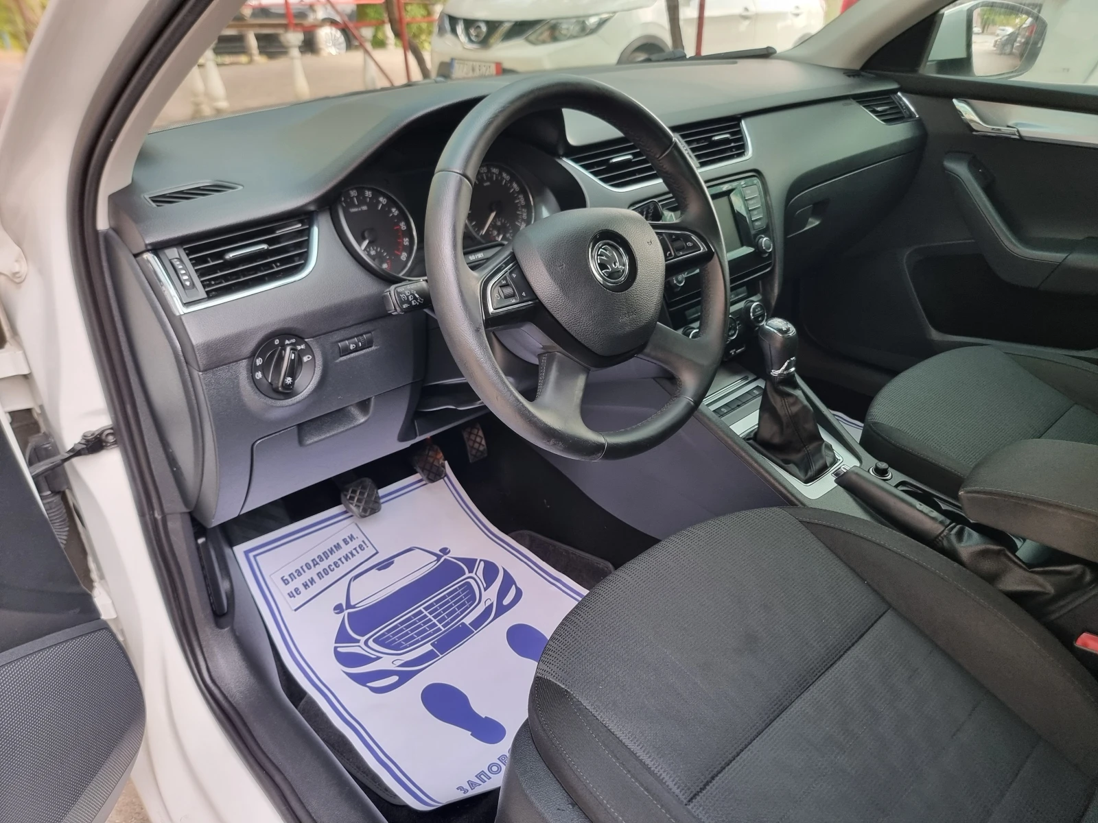Skoda Octavia 2.0TDI 4X4 - изображение 8