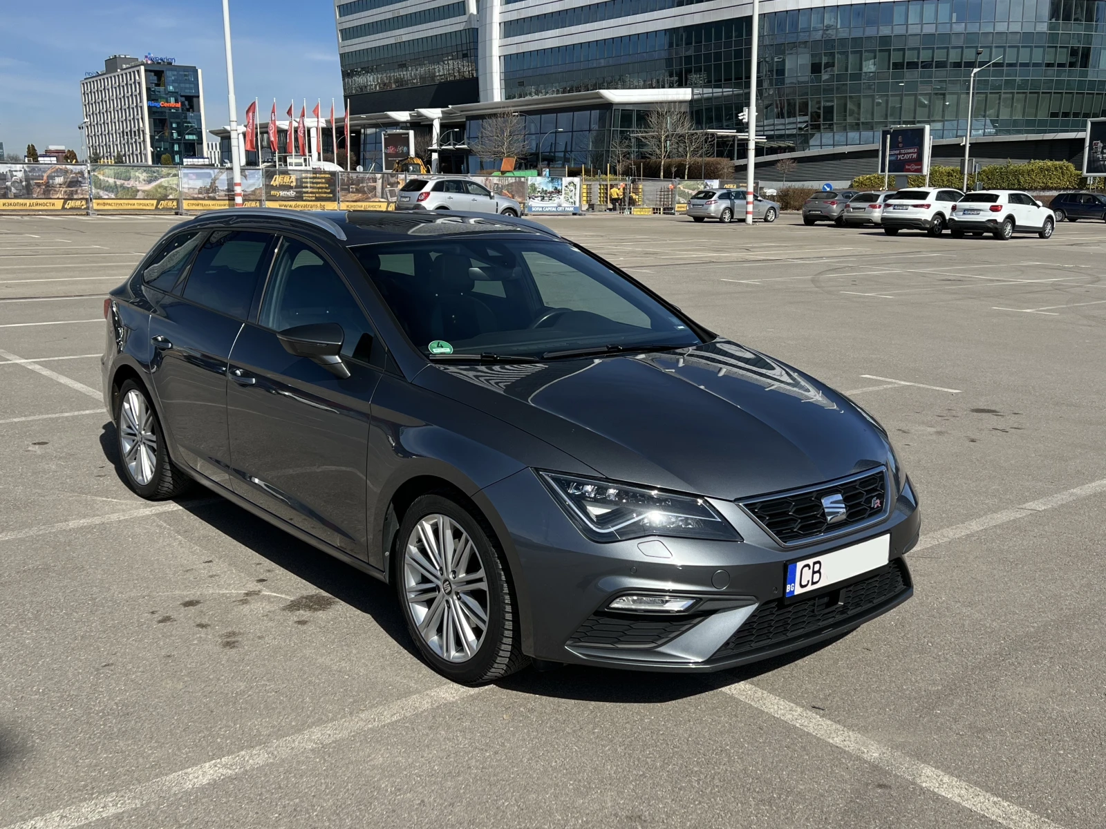 Seat Leon 2.0 TDI FR DSG6 - изображение 2