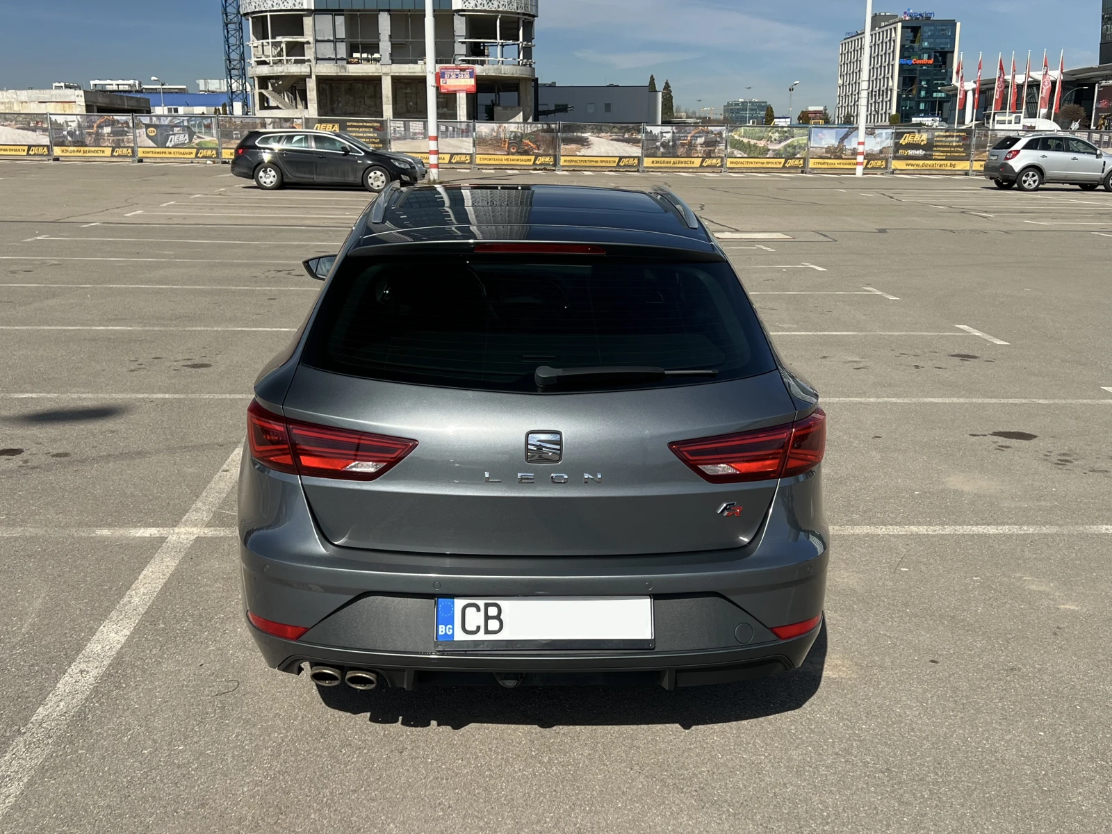 Seat Leon 2.0 TDI FR DSG6 - изображение 4