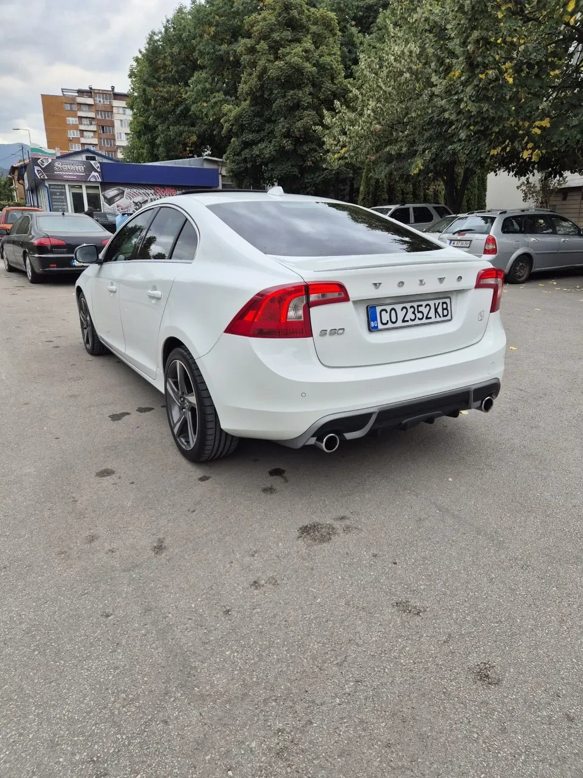 Volvo S60 1.6 DRIVe - R DESIGN - изображение 5