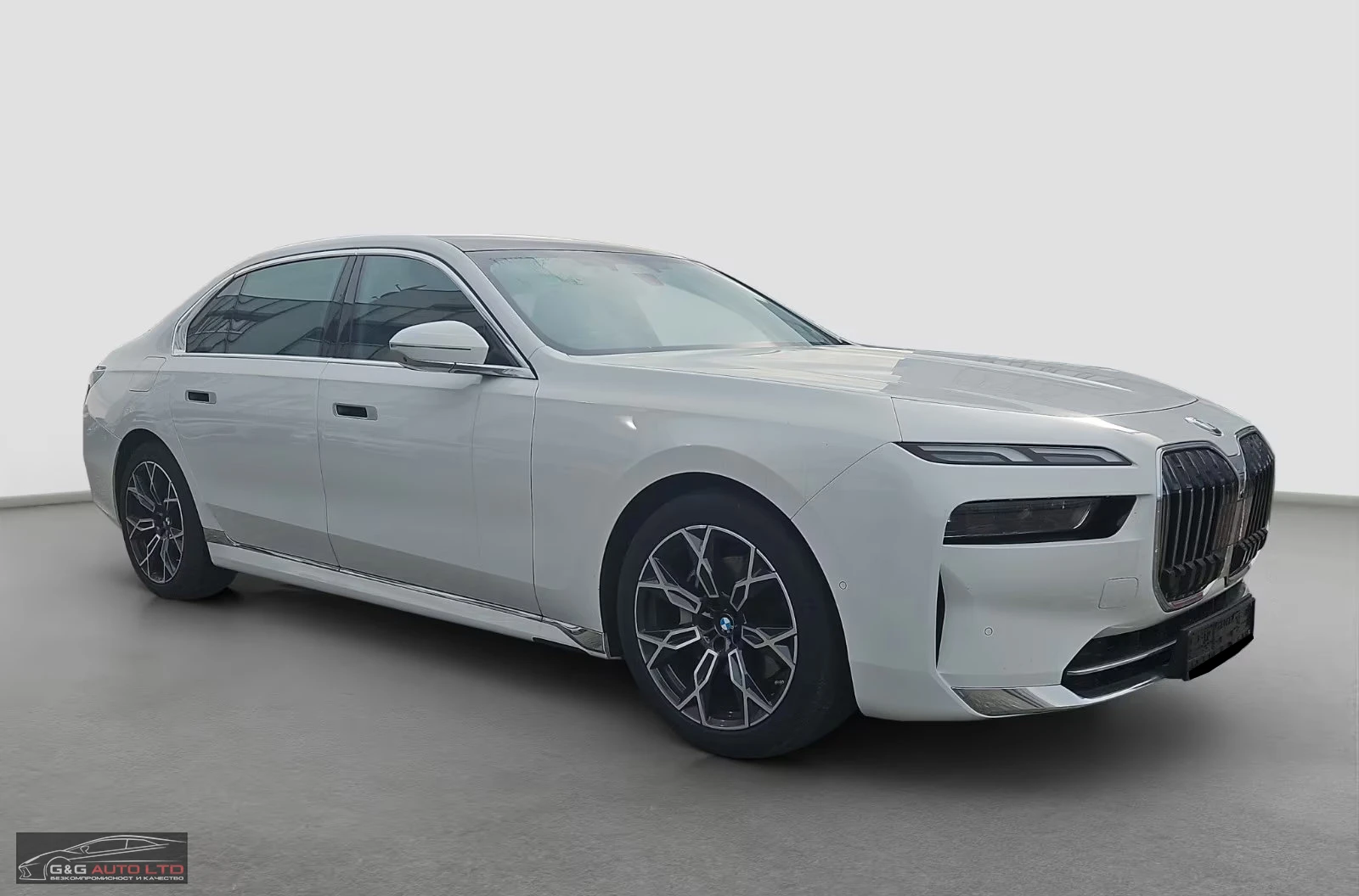 BMW 740 xDRIVE/300HP/ICONIC-GLOW/MASSAGE/BSA/MEMO/LED/967f - изображение 5