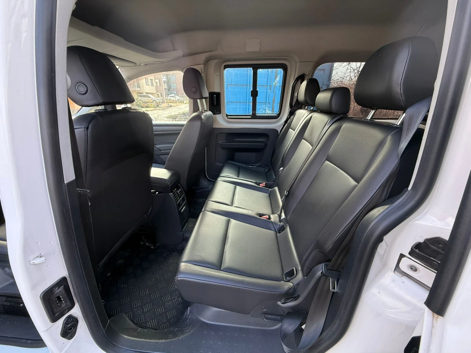 VW Caddy Maxi 6+ 1 места, 1, 4 бензин/метан - изображение 10