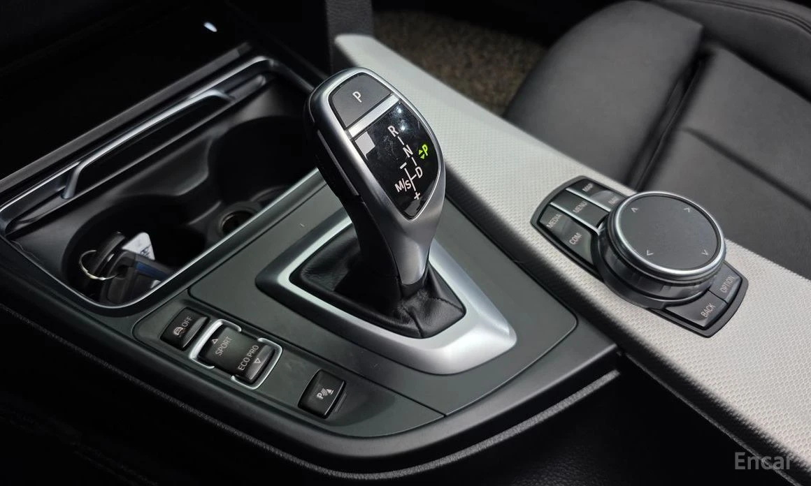 BMW 320  - изображение 9