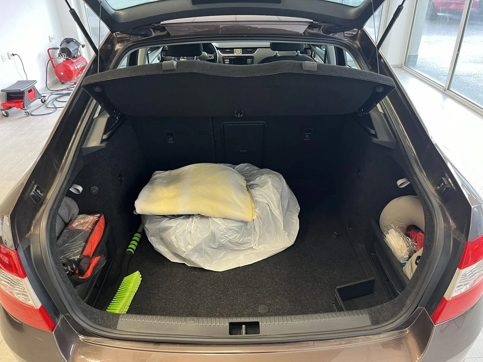 Skoda Octavia, снимка 11 - Автомобили и джипове - 53831858