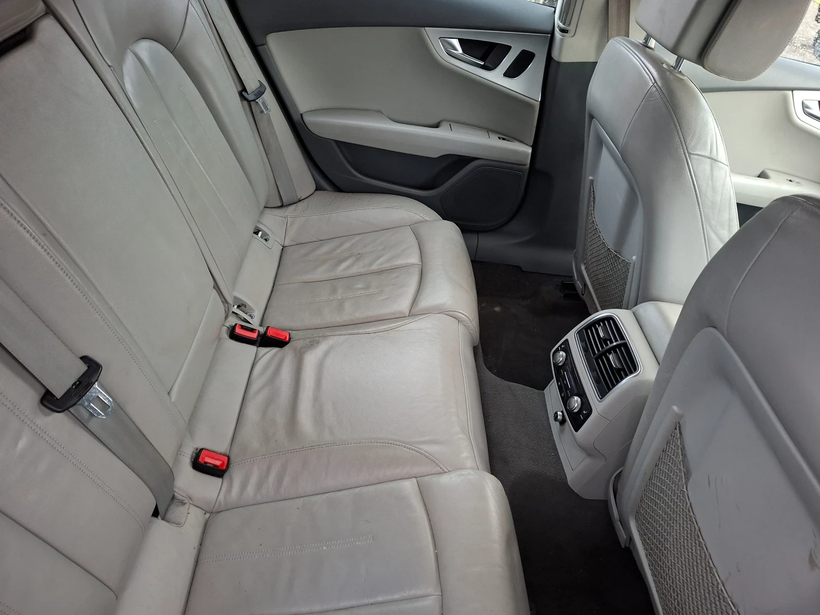 Audi A7 3.0 тди, снимка 8 - Автомобили и джипове - 53951320