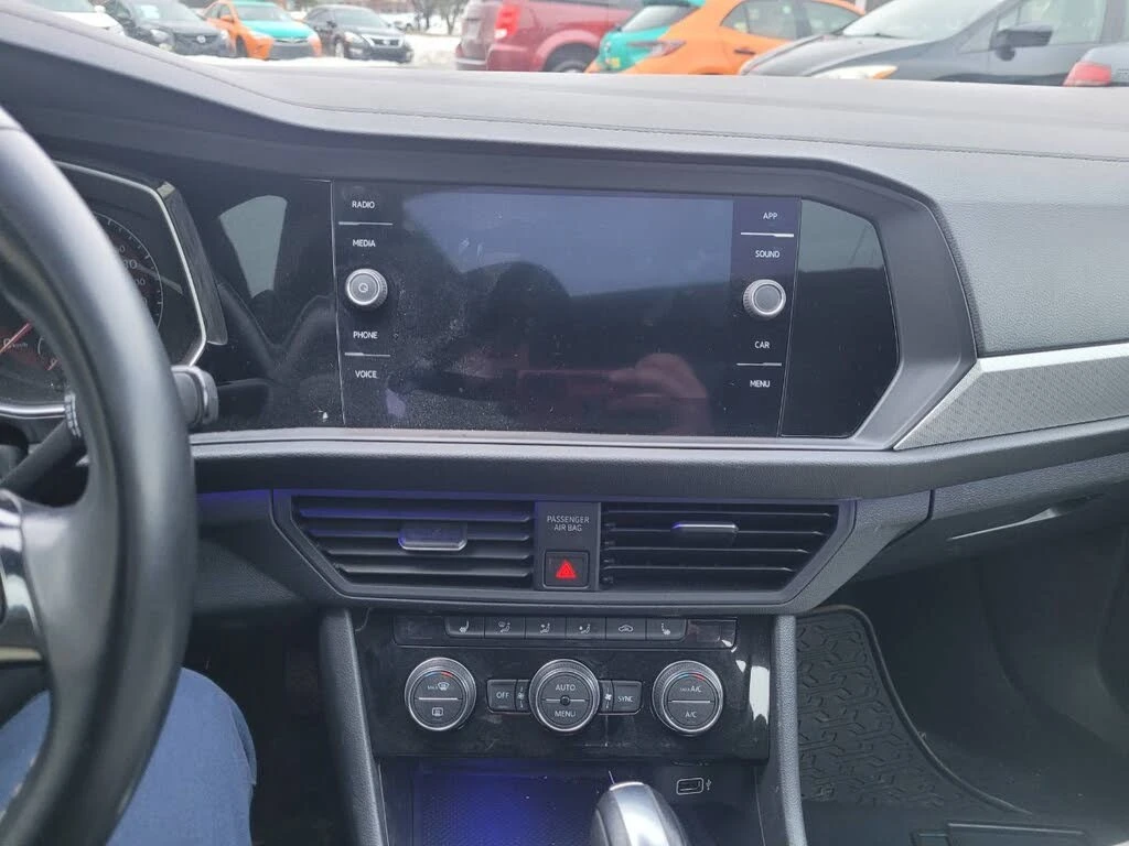 VW Jetta Highline* FWD* АвтоКредит* (ЦЕНА ДО БГ), снимка 14 - Автомобили и джипове - 54137923