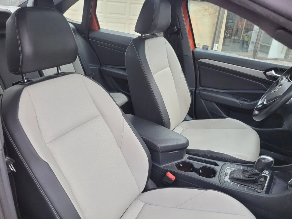 VW Jetta Highline* FWD* АвтоКредит* (ЦЕНА ДО БГ), снимка 13 - Автомобили и джипове - 54137923