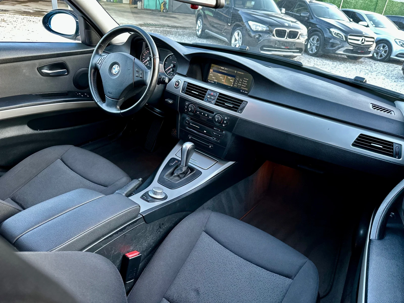 BMW 320 163/НАВИГАЦИЯ/ПОДГРЕВ, снимка 12 - Автомобили и джипове - 54387426