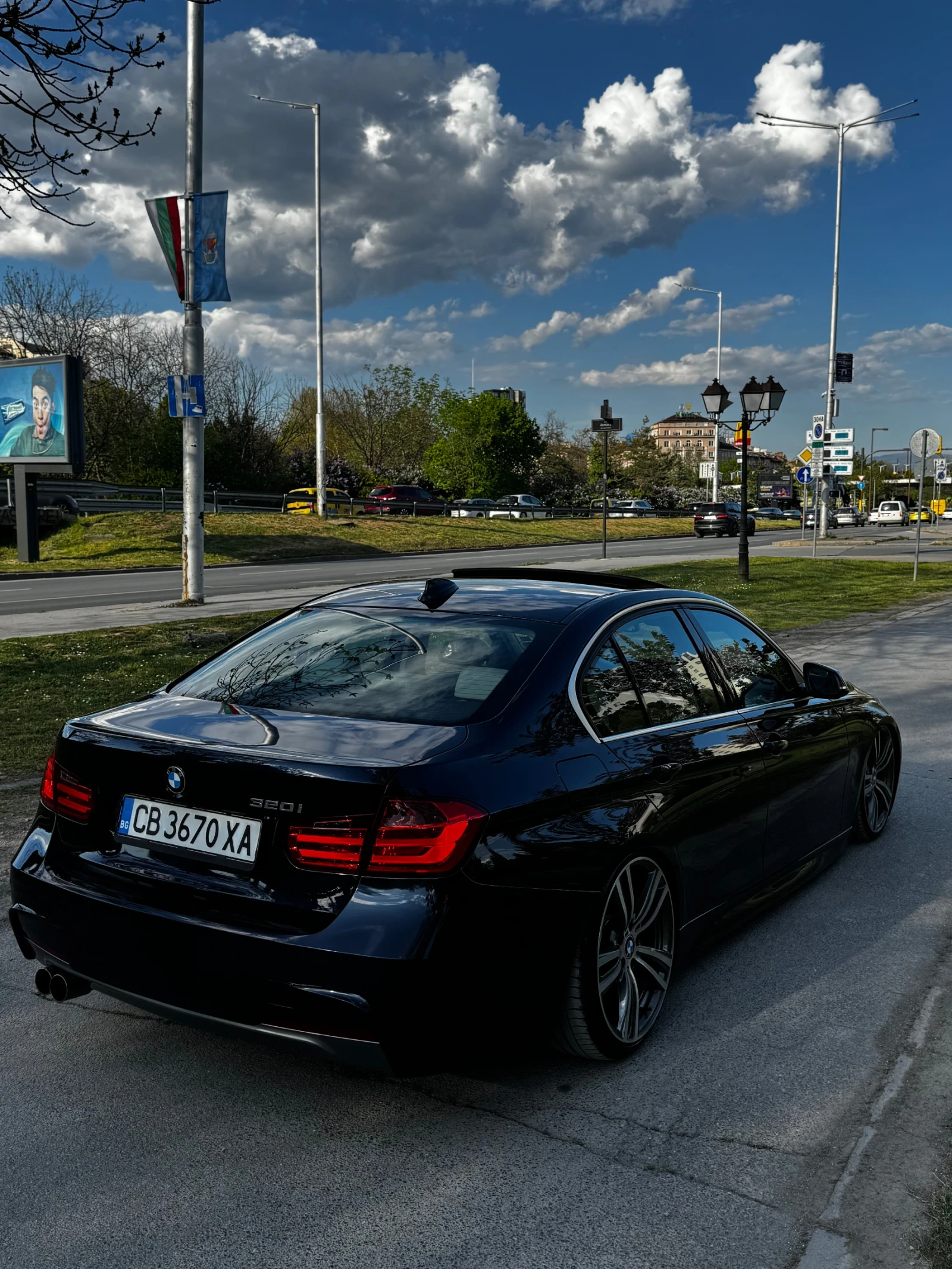 BMW 320 Чистокръвен BMW F30   2.0 задно предаване, стоков , снимка 14 - Автомобили и джипове - 54403544