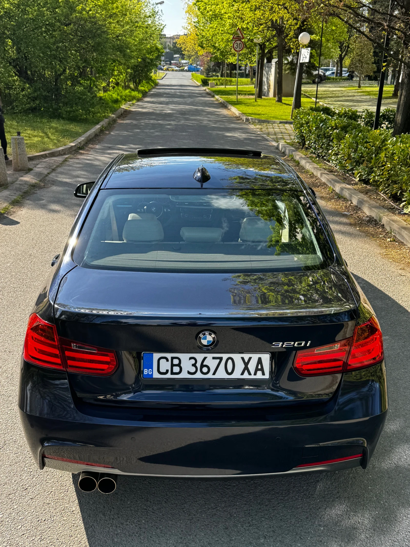 BMW 320 Чистокръвен BMW F30   2.0 задно предаване, стоков , снимка 8 - Автомобили и джипове - 54403544